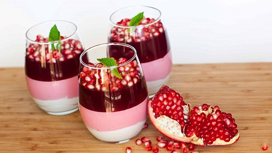 طرز تهیه ژله انار لایه ای برای شب یلدا طرز تهیه ژله انار لایه ای برای شب یلدا