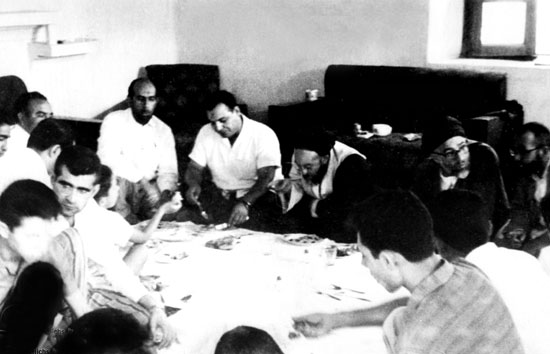 طاهر احمدزاده؛ استانداری که سوار دوچرخه می شد طاهر احمدزاده؛ استانداری که سوار دوچرخه می شد