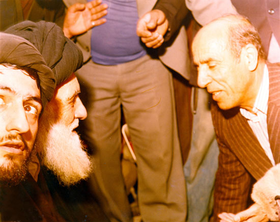 طاهر احمدزاده؛ استانداری که سوار دوچرخه می شد طاهر احمدزاده؛ استانداری که سوار دوچرخه می شد