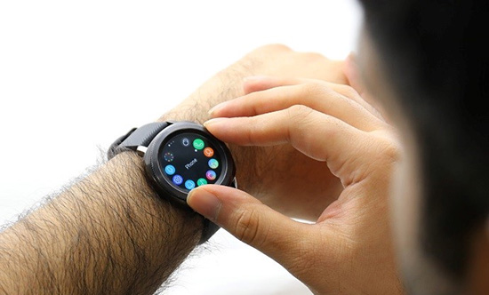 بررسی گیر اسپرت سامسونگ: ساعتی برای ورزشکاران!