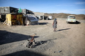 علی‌رغم وعده پیمانکار برای اتمام در پایان شهریور امسال ولی هنوز عملیات ساخت تعدادی از خانه ها به پایان نرسیده است.