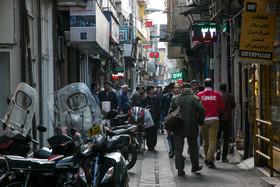 خیابان ملت بازار اصلی خرید و فروش لوازم یدکی خودرو در تهران است.