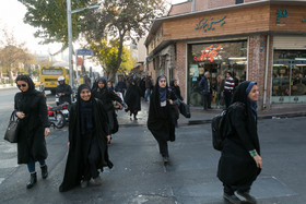  ضلع شمال غربی میدان بهارستان مرکز فروش ساز در تهران است.