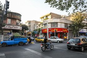 در خیابان گرگان سه، چهار راه اصلی قرار دارد که به نظام اباد و اتوبان صیاد دسترسی دارند.