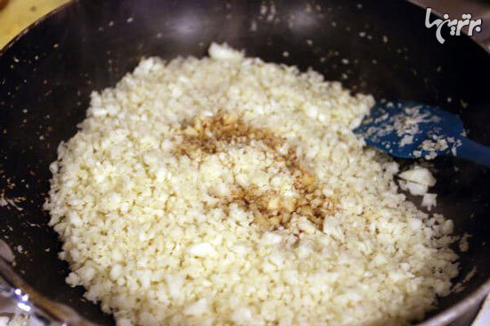 طرز تهیه چیکن آلفردو با گل کلم برنجی طرز تهیه چیکن آلفردو با گل کلم برنجی