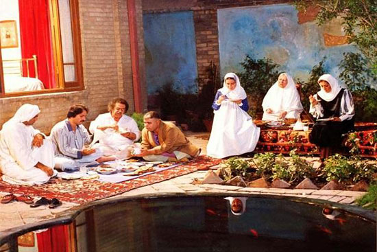 آیین چراغ خاموشی نیست آیین چراغ خاموشی نیست