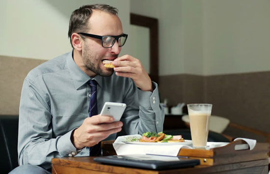 برای کار، زندگی نکنید برای کار، زندگی نکنید