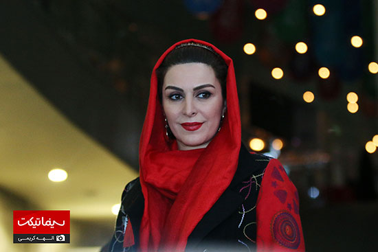 چهرهها در شبکههای اجتماعی (۶۳۵) چهرهها در شبکههای اجتماعی (۶۳۵)