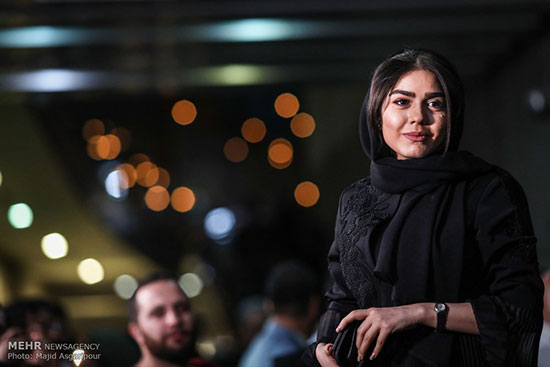 چهرهها در شبکههای اجتماعی (۶۳۵) چهرهها در شبکههای اجتماعی (۶۳۵)