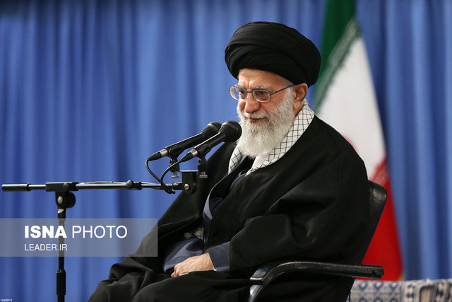 دیدار فرماندهان و کارکنان نیروی هوایی ارتش  با حضرت آیت‌الله خامنه‌ای