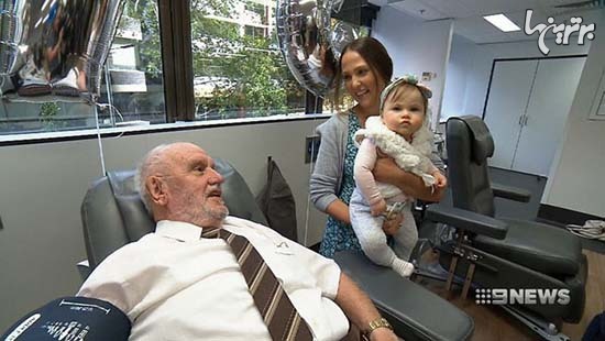 مرد بازو طلایی جان ۲.۴ میلیون نوزاد را نجات داد