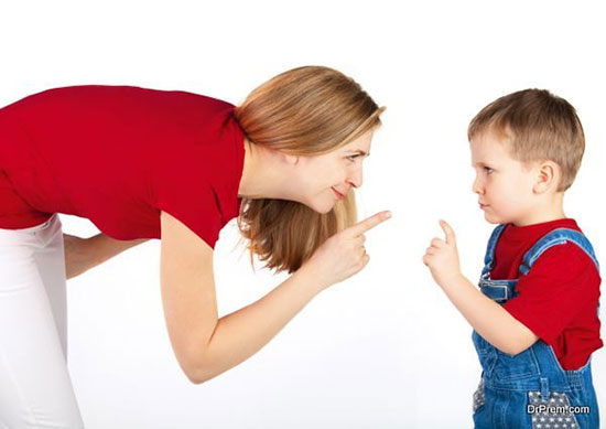 بچه حرف گوش نکن را چگونه تربیت کنیم؟ بچه حرف گوش نکن را چگونه تربیت کنیم؟
