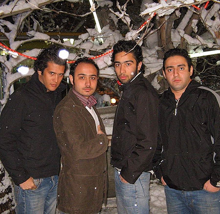 تیپ و استایل چهره‌های ایرانی؛ از کتونی‌های پگاه تا پیراهن سیروان