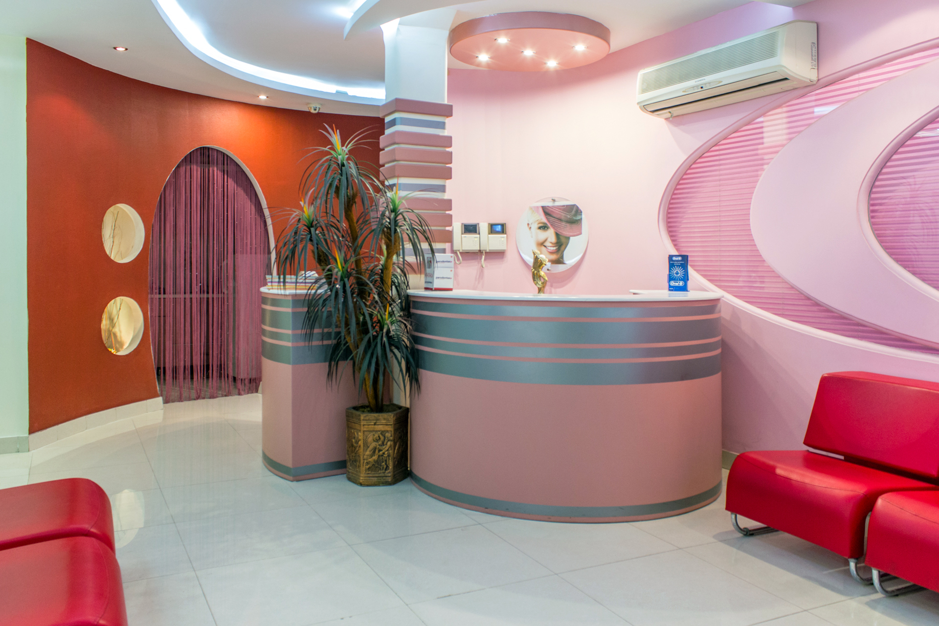 ایمپلنت بدون درد و استرس به روش دیجیتال بدون جراحی ایمپلنت بدون درد و استرس به روش دیجیتال بدون جراحی