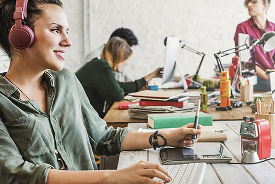 15 عادت نادرستی که برای ستون فقرات انسان مضر هستند 15 عادت نادرستی که برای ستون فقرات انسان مضر هستند