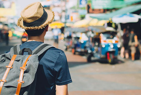 15 عادت نادرستی که برای ستون فقرات انسان مضر هستند 15 عادت نادرستی که برای ستون فقرات انسان مضر هستند