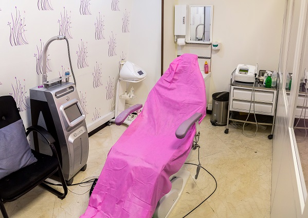 لیزر موهای زائد و هایفو در مرکز پوست و زیبایی کلینیک آرمان الهیه لیزر موهای زائد و هایفو در مرکز پوست و زیبایی کلینیک آرمان الهیه