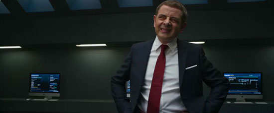 نقد فیلم Johnny English Strikes Again، مستربین جاسوس می‌شود