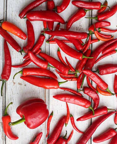 طرز تهیه بهترین سس سیراچا تخمیری بدون شکر افزوده