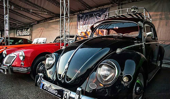 کلاسیکها به جای ماشینهای لوکس؛ پیکان ٨٠ میلیونی و ژیان ٦٠ میلیونی کلاسیکها به جای ماشینهای لوکس؛ پیکان ٨٠ میلیونی و ژیان ٦٠ میلیونی