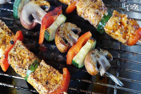 ۱۱ غذای سرطان زا که نباید بخورید!