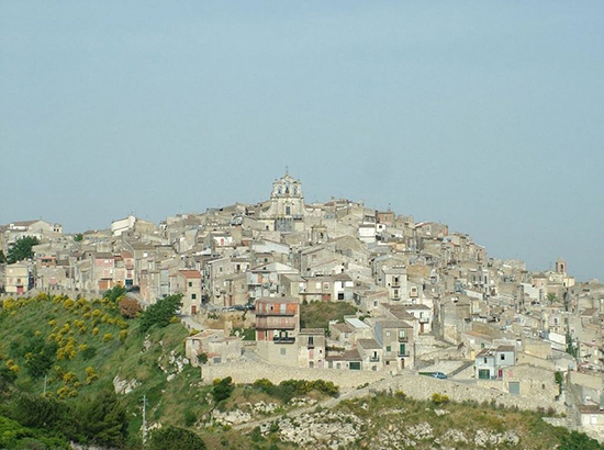 خرید خانه در ایتالیا با یک یورو!