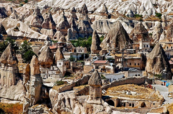 مانند شهر پریان: ۳۰ شهر کوچک رؤیایی در جهان!