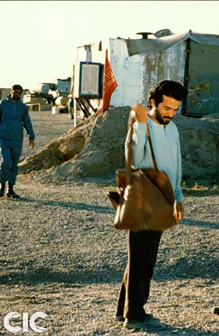 در کمال خونسردی