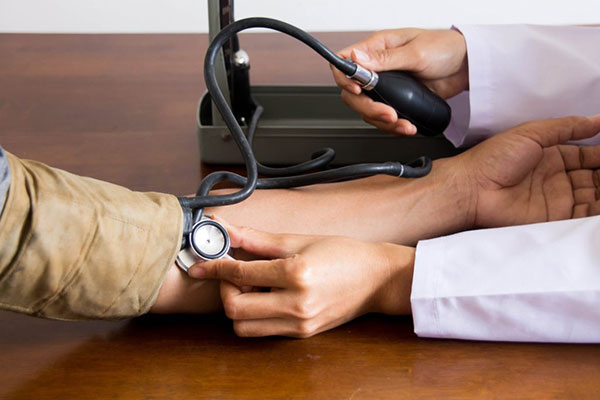 آنوریسم مغزی، علتها، علائم و درمان آنوریسم مغزی، علتها، علائم و درمان