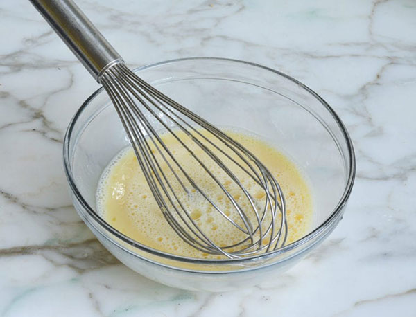 مافین نان ذرت؛ یک همراه عالی برای صبحانه مافین نان ذرت؛ یک همراه عالی برای صبحانه