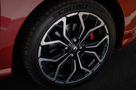 رنو ساندرو RS مدل 2020 معرفی شد