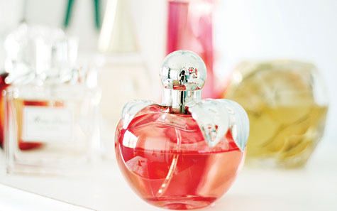 چگونه عطر تقلبی را از اصل تشخیص دهیم؟