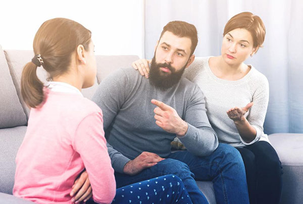عنوان: چطور با معلم بدعنق کنار بیاییم؟