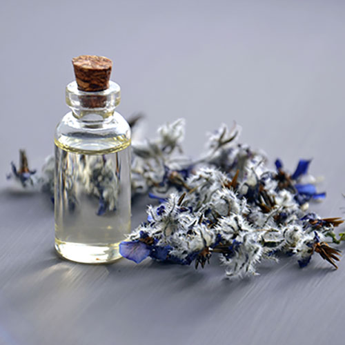 بهترین عصاره‌های گیاهی برای شاد بودن و رفع اضطراب و انرژی منفی