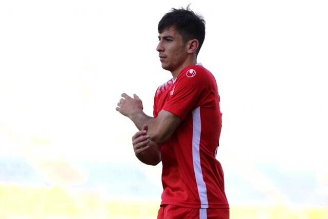 فرشاد احمدزاده