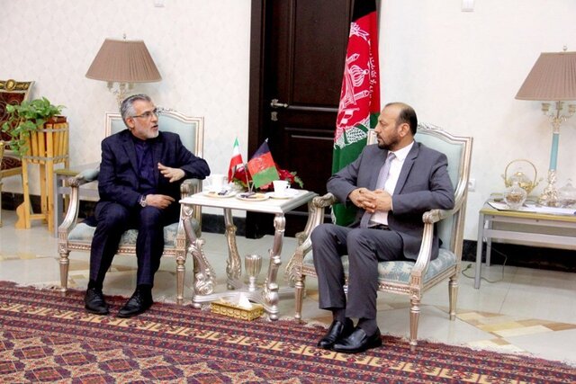 دیدار سفیر ایران در کابل با والی بلخ