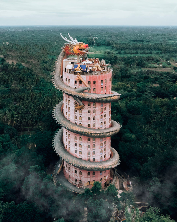 زیباترین و عجیب ترین معابد آسیا زیباترین و عجیب ترین معابد آسیا