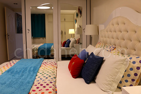 طراحی خانه سه خوابه، رنگ سفید در منزل این هنرور شیرازی! طراحی خانه سه خوابه، رنگ سفید در منزل این هنرور شیرازی!