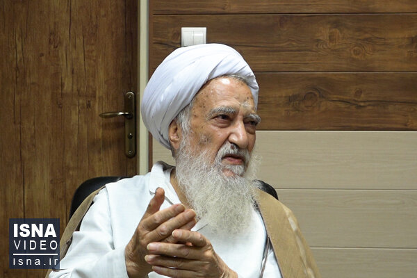 ویدئو / گفتوگو با آیتالله موحدی کرمانی گفتوگو با آیتالله موحدی کرمانی، عضو مجمع تشخیص مصلح خبرت نظام