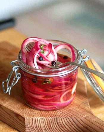 راز و رمز تهیه ترشی های خوشمزه راز و رمز تهیه ترشی های خوشمزه