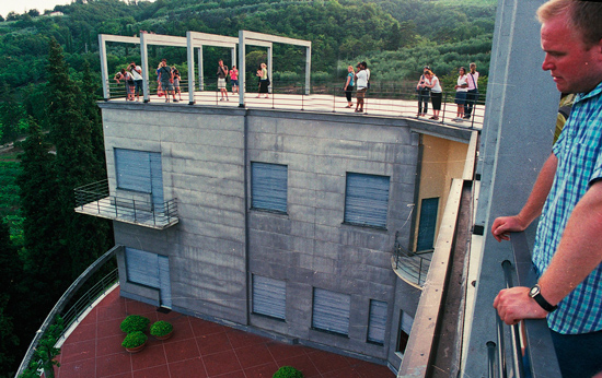 خانه ای که به دنبال خورشید می چرخد! خانه ای که به دنبال خورشید می چرخد!