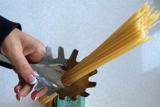 چیزهایی روزمره که احتمالا کاربرد آنها را نمیدانید! چیزهایی روزمره که احتمالا کاربرد آنها را نمیدانید!