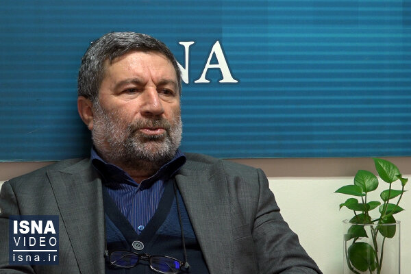 ویدئو / گفتوگو با الیاس حضرتی؛ از گرانی بنزین تا کنایه به وزارت کشور fdgf.jpg