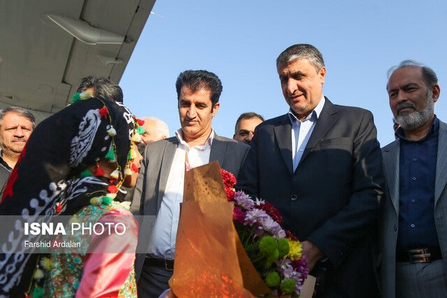وزیر راه و شهرسازی وارد جاسک شد سفر وزير راه و شهرسازي به كردستان