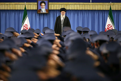 دیدار فرماندهان و کارکنان نیروی هوایی ارتش با رهبر معظم انقلاب 