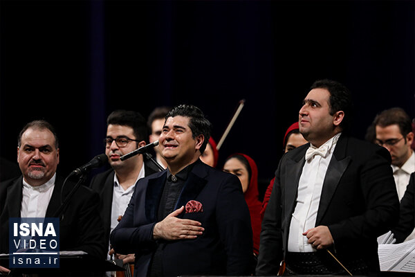 ویدئو / اجرای ارکستر ملی ایران در تالار وحدت ویدئو / اجرای ارکستر ملی ایران در تالار وحدت