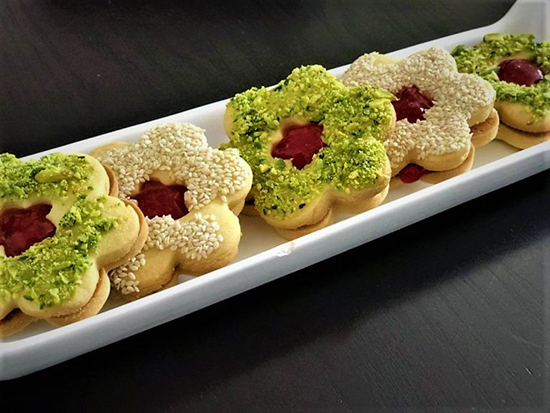 طرز تهیه‌ی شیرینی خانگی عید؛ شیرینی مشهدی