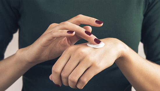 راه مقابله با خشکی پوست