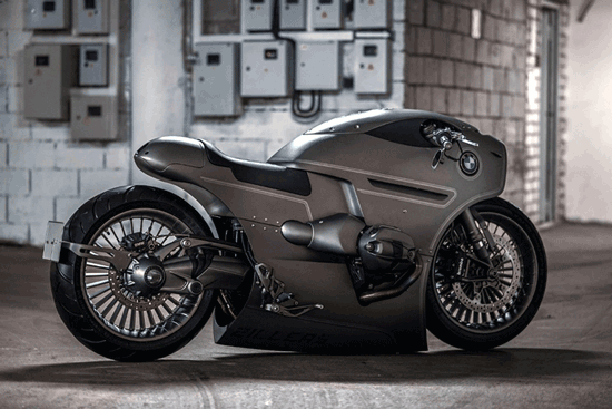 طراحی آخرالزمانی و زیبایی از موتورسیکلت بی‌ام‌و R۱۸