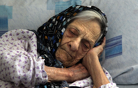 ۶ نکته برای کمک به سالمندان در دوره شیوع کرونا